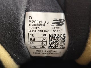 Zapatillas New Balance 2002 Gris