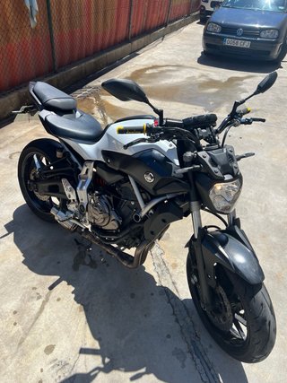 Yamaha MT-07