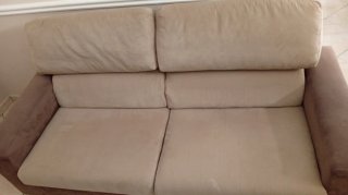 Divano beige in tessuto