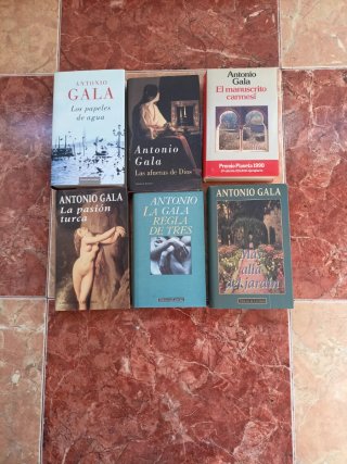 Antonio Gala, seperados,a 2 euros cada libro