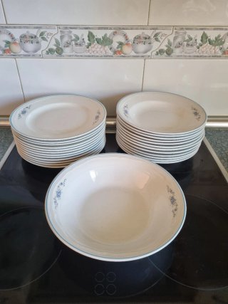Vajilla Porcelana 28 Piezas Azul y Blanca