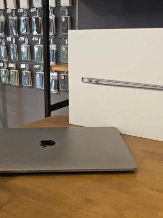 MACBOOK AIR 13