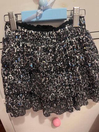 Falda niña lentejuelas plateadas talla 7