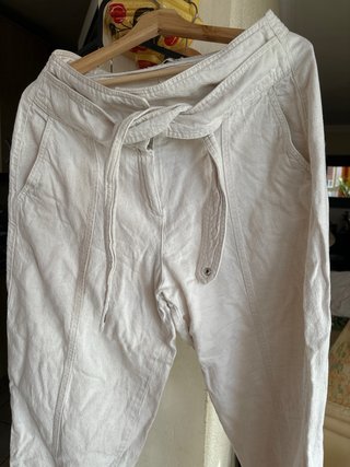 Pantalón Pull&Bear beige talla M
