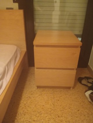URGE! ESTRUCTURA CAMA, SOMIER, COLCHON Y MESILLA!