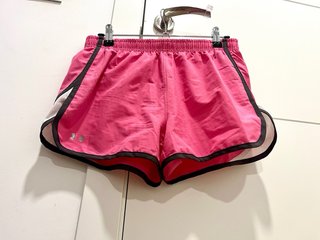 Shorts sport Under Armour Mujer