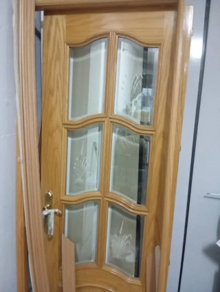 Puerta interior roble 6 ventanas.