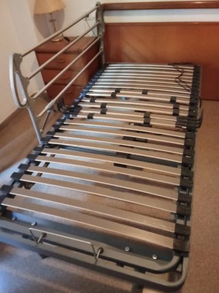Cama articulada eléctrica con colchón incluido