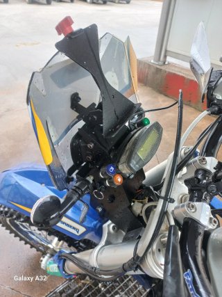 Husaberg 390 Rally Azul/Blanco