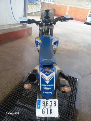 Husaberg 390 Rally Azul/Blanco