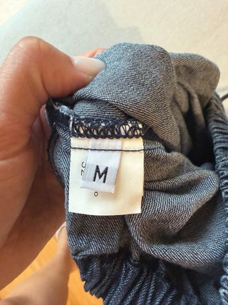 Vestido denim gris con cinturón