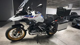 BMW R1250GS