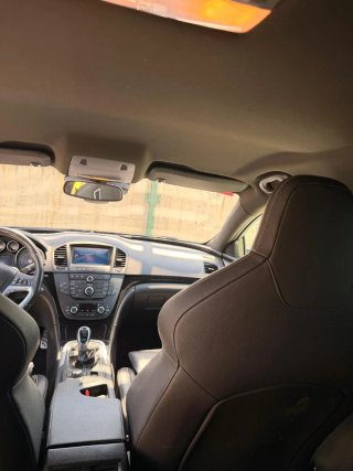 Opel Insignia 2011