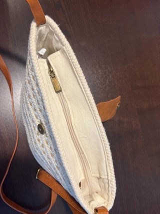 Bolso de cuerda trenzada estilo artesanal
