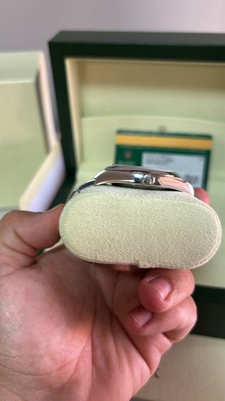 Rolex Oyster Perpetual ref 114300