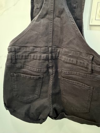 Peto/Mono corto negro Talla M
