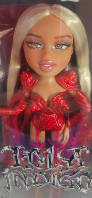 Bratz Muñeca Lola Indigo