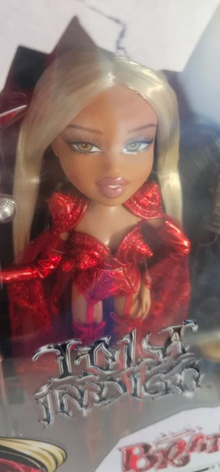 Bratz Muñeca Lola Indigo