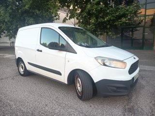 Ford Transit Courier 2015