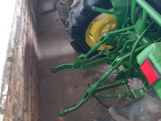 Tractor John Deere 35