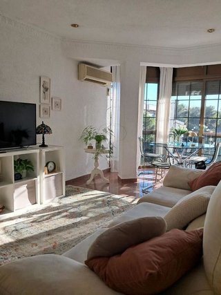 Piso en alquiler en Zona Avenida al Vedat en Torrent