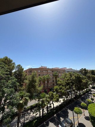Piso en alquiler en Zona Avenida al Vedat en Torrent