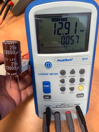 10 Condensadores NIPPON CHEMI-CON 12000uF 25V