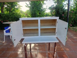 Alacena vintage madera y metal