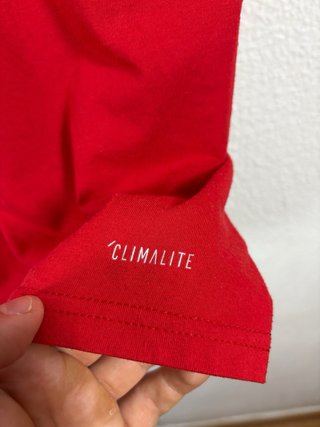 Camiseta Adidas Roja Logo