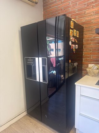 Nevera Whirlpool Grande Negra