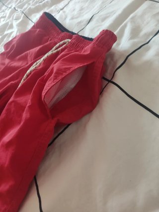 Bañador rojo usado pero en perfecto estado