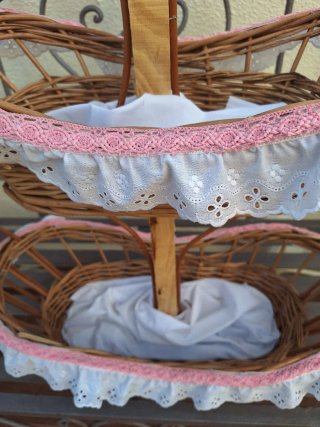Cesta mimbre 3 pisos rosa