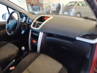 Peugeot 207 2009