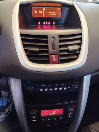 Peugeot 207 2009
