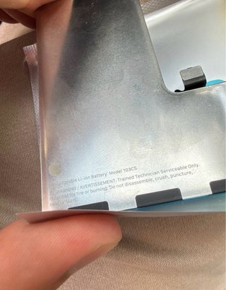 Batteria originale Apple per iPhone 16 Pro