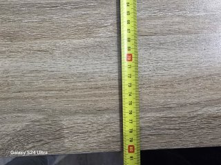 Mesa de comedor de madera