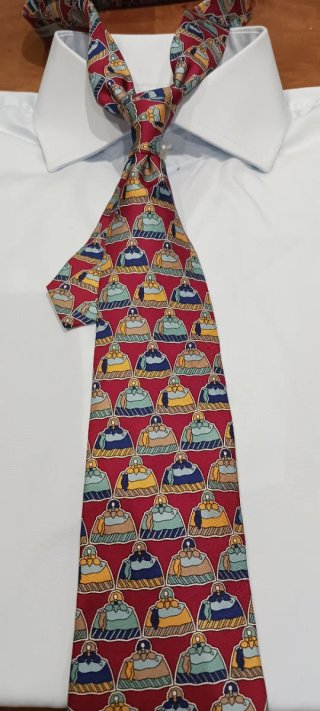 CORBATA LOEWE, SEDA NATURAL, COLOR ROJO.