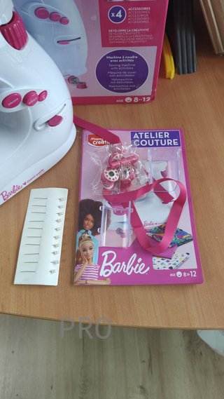 Laboratorio di cucito Barbie Maped