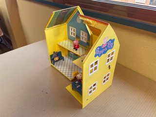 Casa Peppa Pig con figure