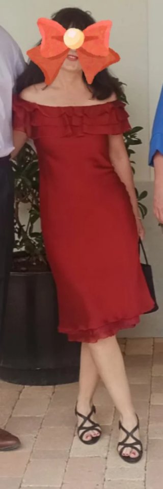 Vestido de fiesta rojo hombros descubiertos T S