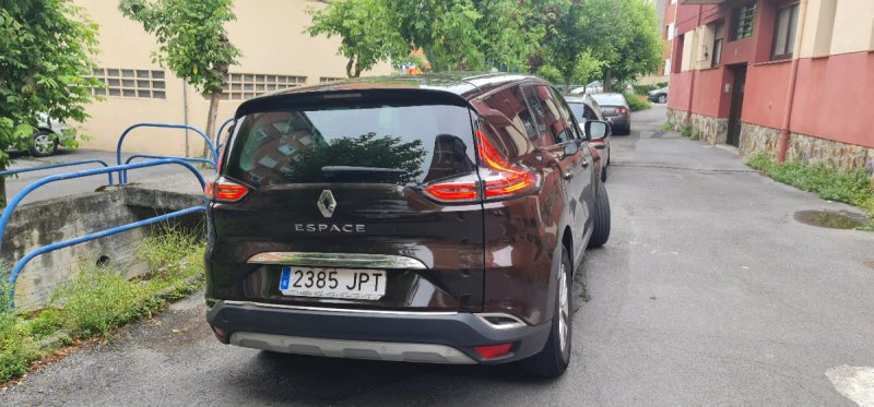 Renault Espace 2016 - foto 1