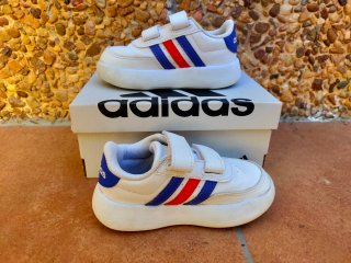 Sneakers Adidas T.25
