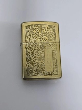 Confezione da 3 accendini Zippo