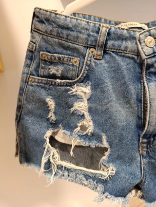 Pull&Bear Pantalón Corto Roto Azul