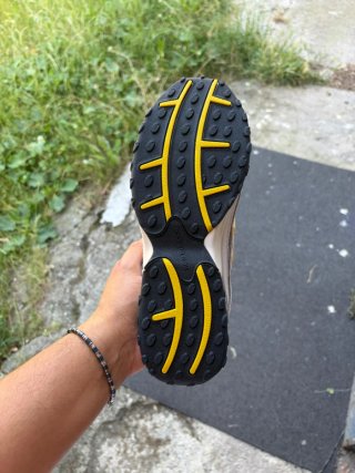 New Balance 204 Grigio Giallo