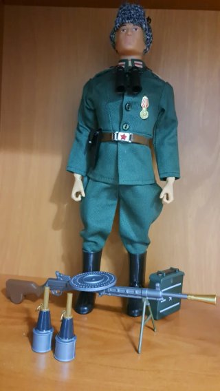 Geyperman Soldado Ruso con Accesorios