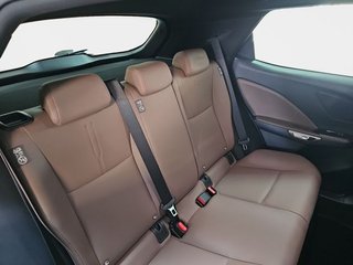Lexus LBX 1.5 136cv HEV Elegant+