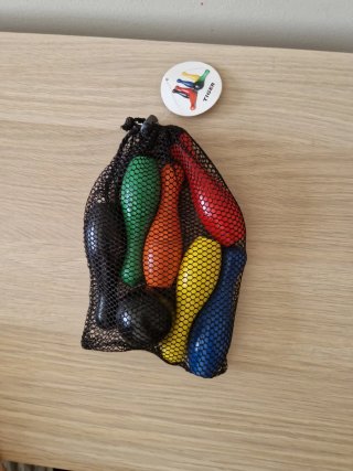 Bolos di legno colorati