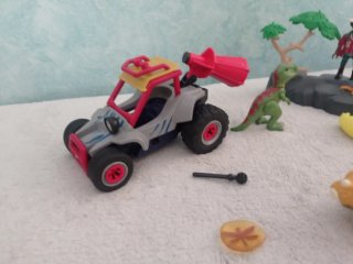 Lote Playmobil Dinosaurios crias y Vehículo