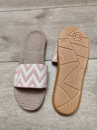 Sandalias Beige y Rosa Nuevas a estrenar